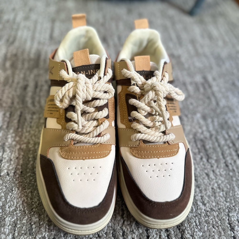 Stay-Ins (Color block) neutral colored sneakers